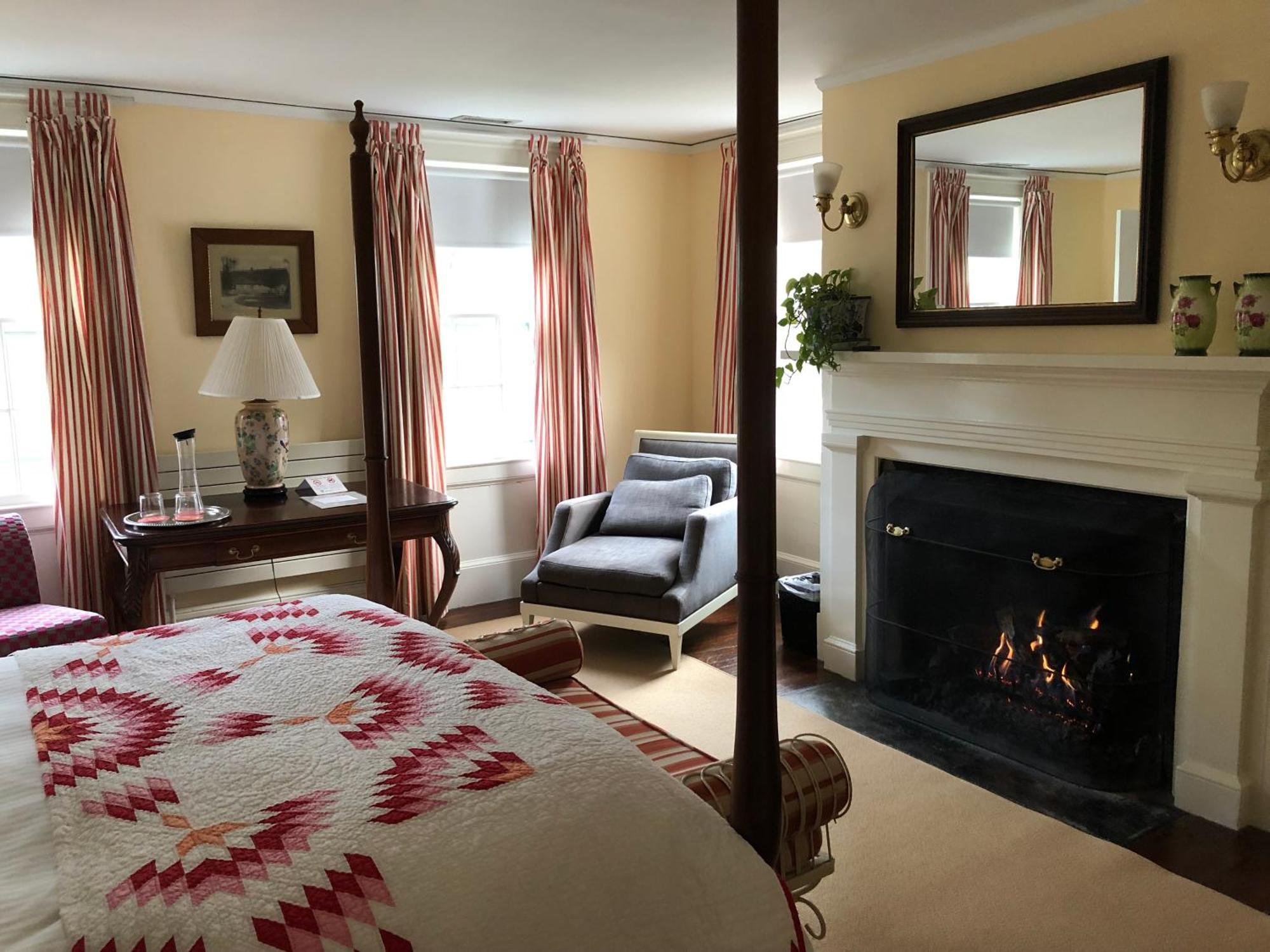 Bridgehampton Inn Екстер'єр фото